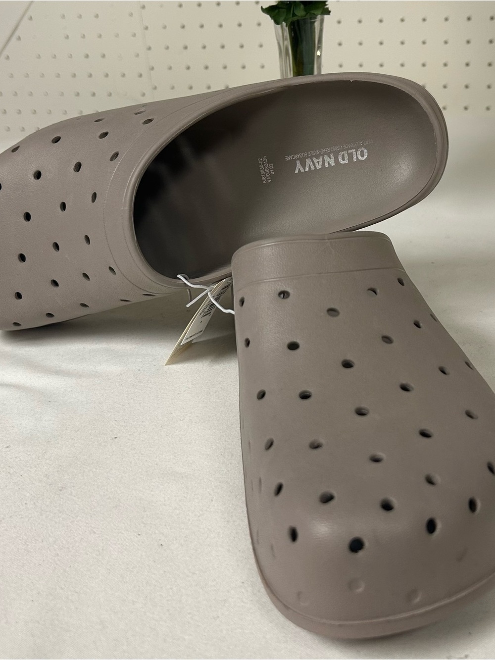 Old Navy Comfort Rubber Tan Clogs slip on Women’s ~ 9